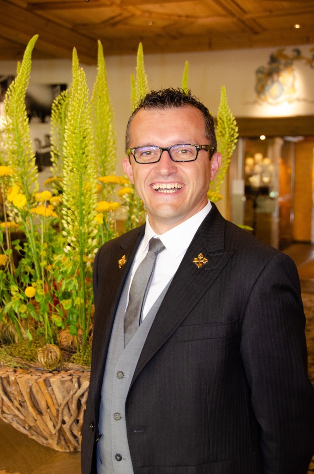 Geht die Extrameile für Gäste: Stefano Bertalli, Concierge des Jahres 2020 laut Rating in der "Bilanz" (Foto: Gstaad Palace)